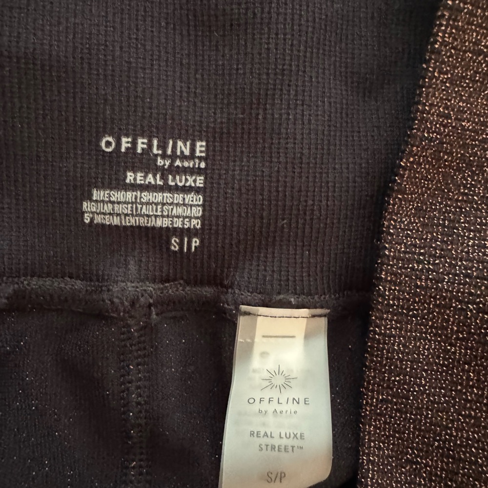 OFFLINE by Aerie Luxe Biker Shorts - Picture 2 of 3